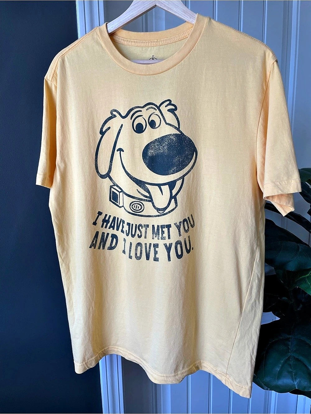 Disney Pixar Up Dug I Have Just Met You and I Love You Tee Size Medium